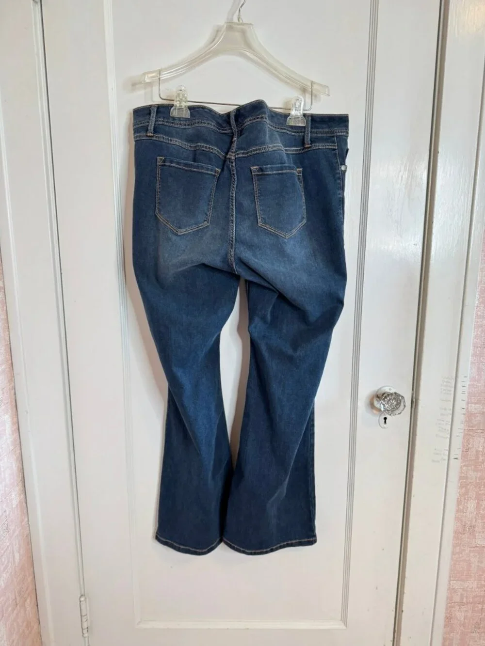 Torrid Luxe Slim Boot Jeans Mid Blue Wash Mid Rise Short sz 16S - Picture 2 of 5